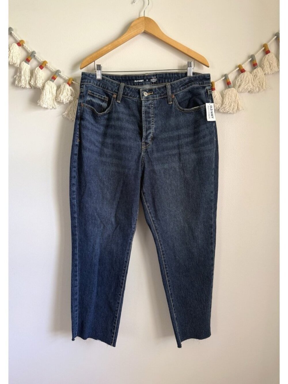 Old Navy High Rise Curvy OG Straight Twila Med Wash Stretchy Jeans NWT 14